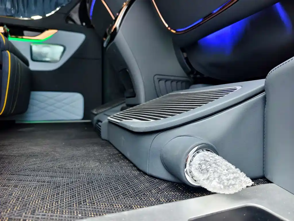 Mercedes-Benz Mercedes-Benz V-Class 2024 V 300 L Long Wheelbase Premium Edition 2026 - thumbnail 25