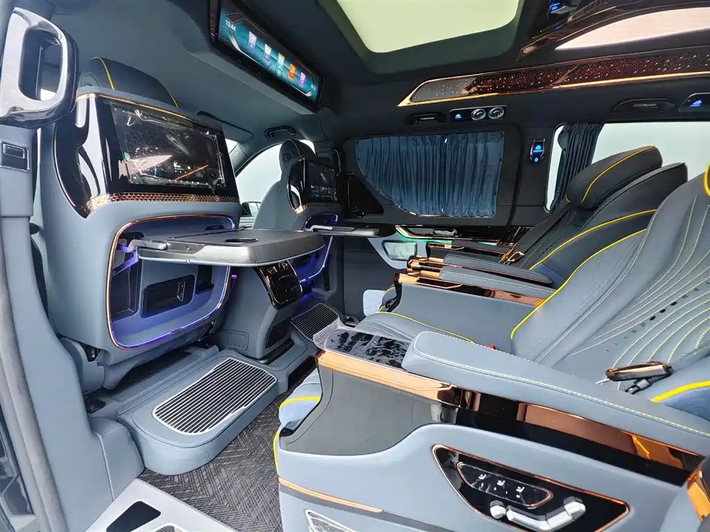 Mercedes-Benz Mercedes-Benz V-Class 2024 V 300 L Long Wheelbase Premium Edition 2026 - thumbnail 26