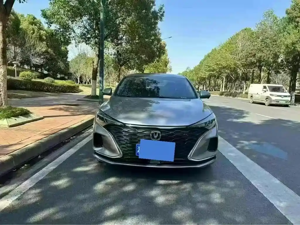 Changan Yidong 2022 PLUS Blue Whale NE 1.4T GDI DCT Premium Edition 2022