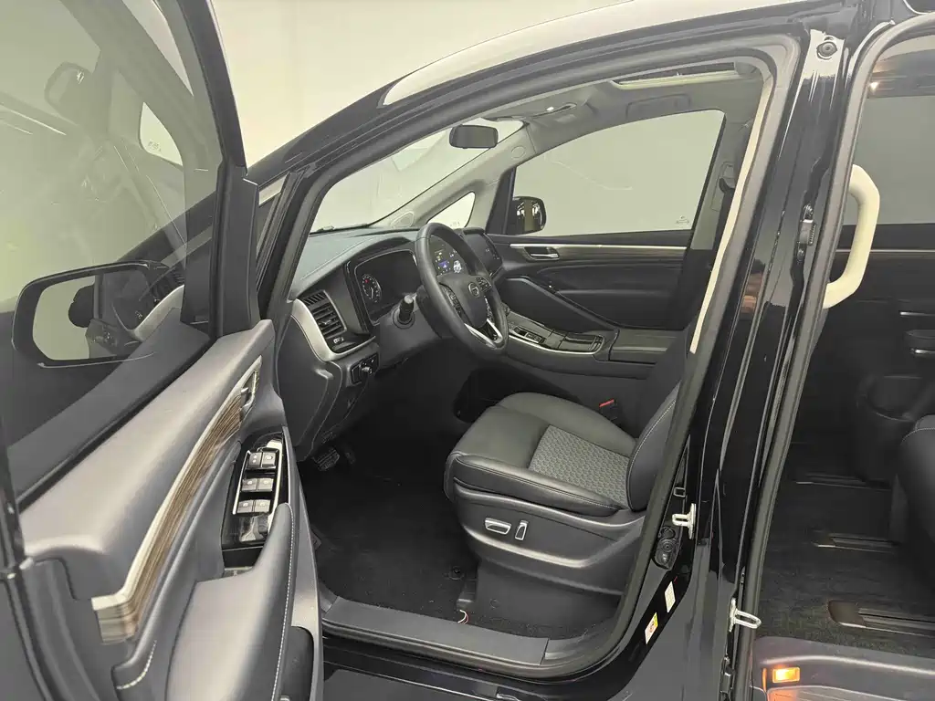 GAC Trumpchi GAC Trumpchi M8 2024 Edition Leader Series 390T Luxury Version 2025 - thumbnail 19