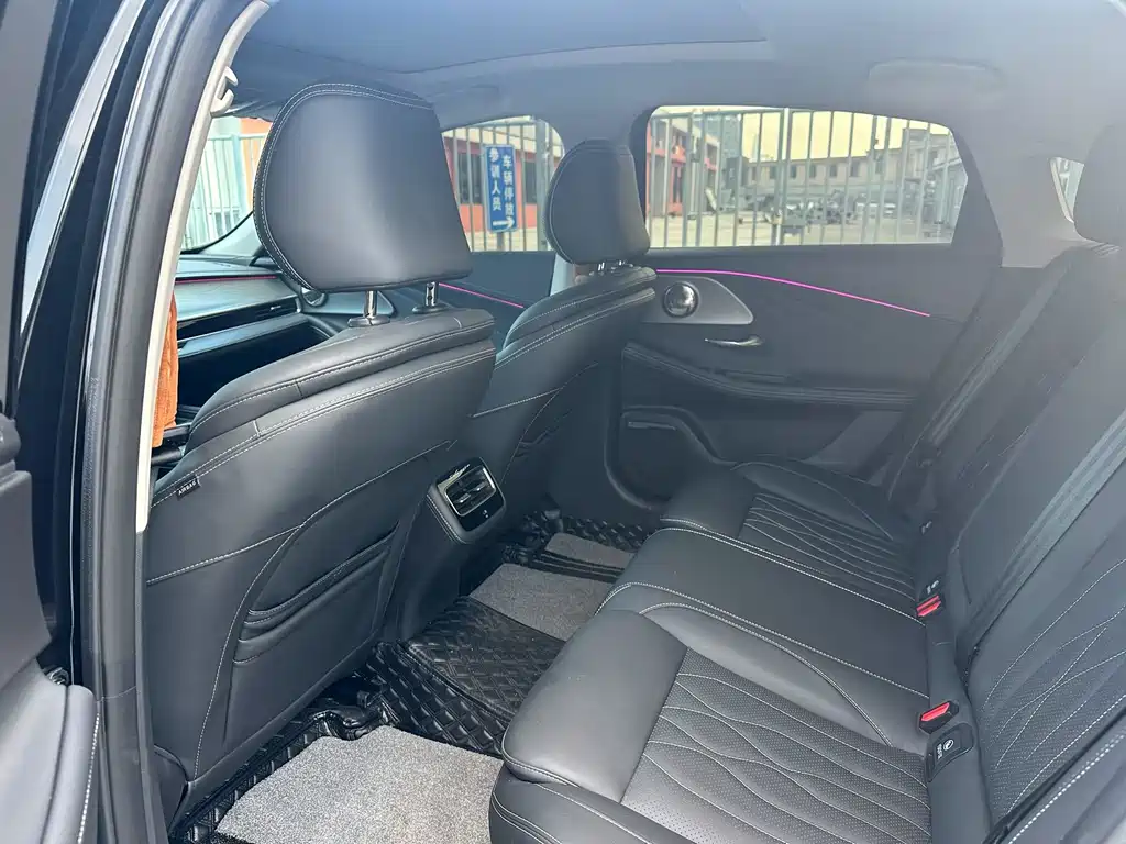 Chery Arrizo 8 2022 1.6T DCT Elegant 2023 - thumbnail 6