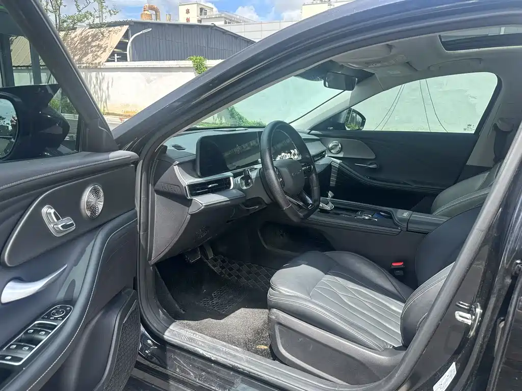 Chery Arrizo 8 2022 1.6T DCT Elegant 2023 - thumbnail 7