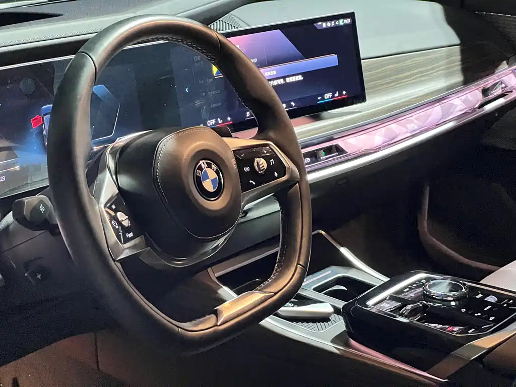 BMW BMW 7 Series 2023 735Li Luxury Package 2024 - thumbnail 12