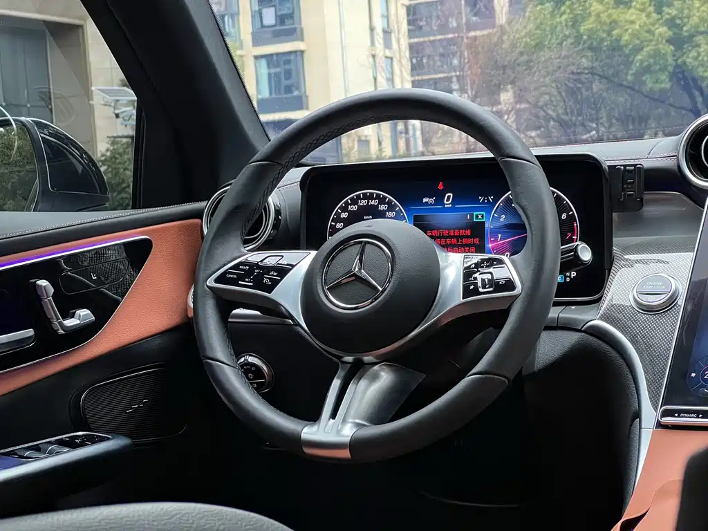 Mercedes-Benz Mercedes-Benz GLC 2023 GLC 260 L 4MATIC Dynamic Model 5-seater 2025 - thumbnail 16