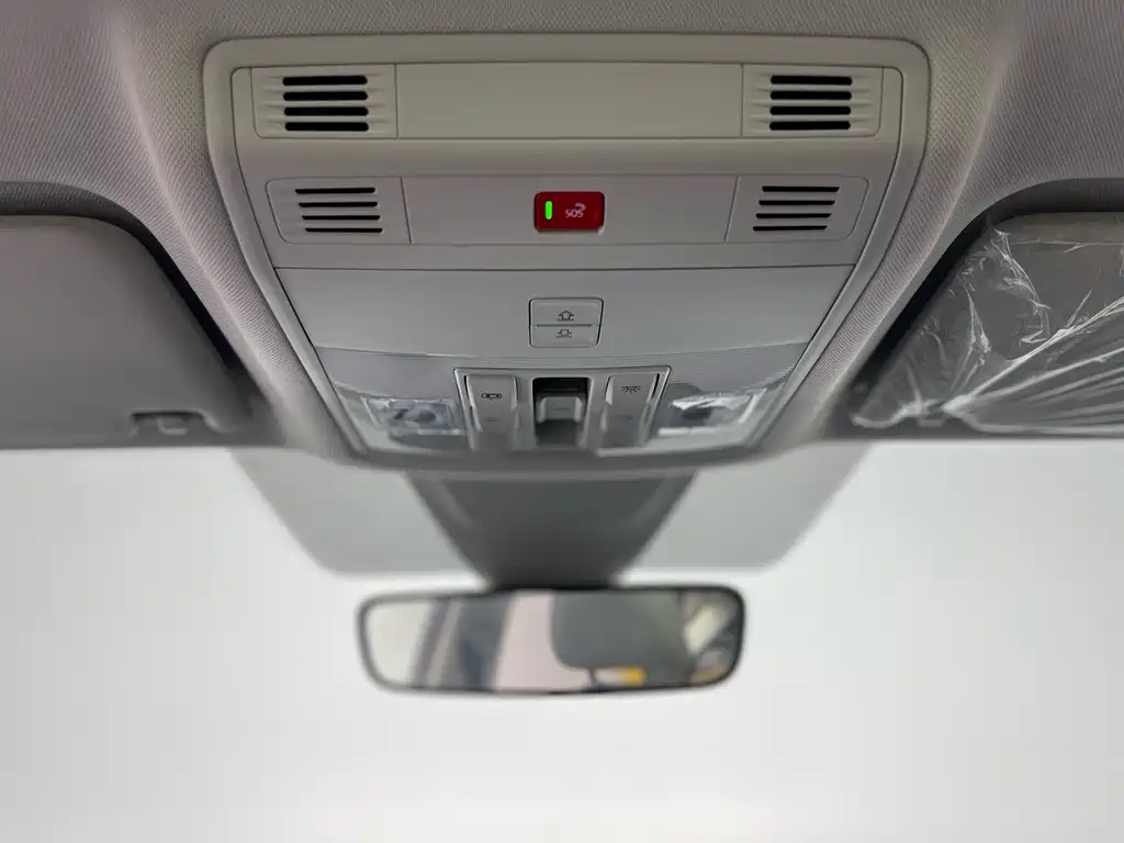 Volkswagen Tharu 2024 300TSI Front-Wheel Drive Full Moon Edition 2024 - thumbnail 24