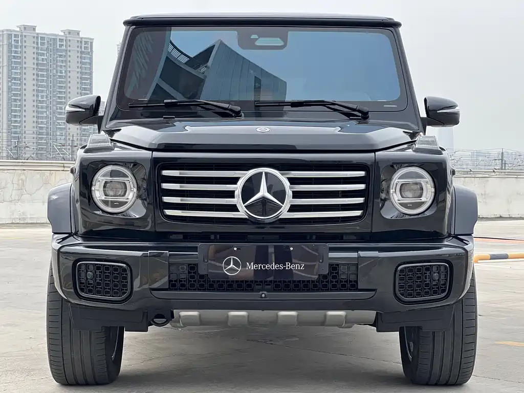 Mercedes-Benz Mercedes-Benz G-Class 2025 G 450 d 2025 - thumbnail 2