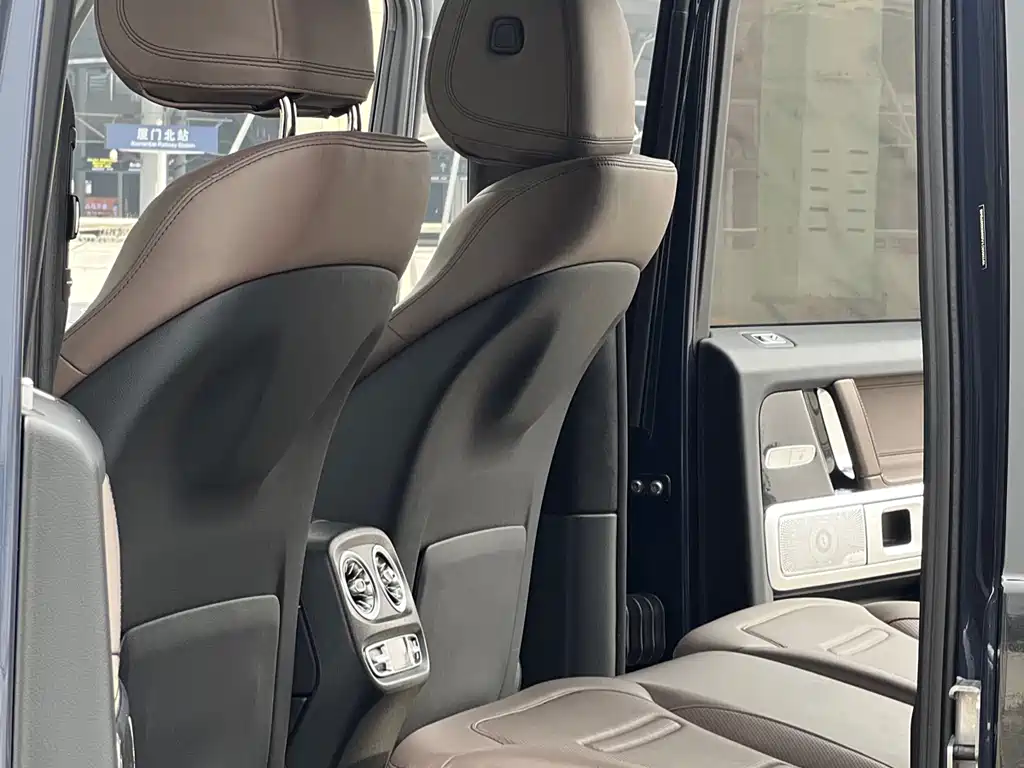 Mercedes-Benz Mercedes-Benz G-Class 2025 G 450 d 2025 - thumbnail 5