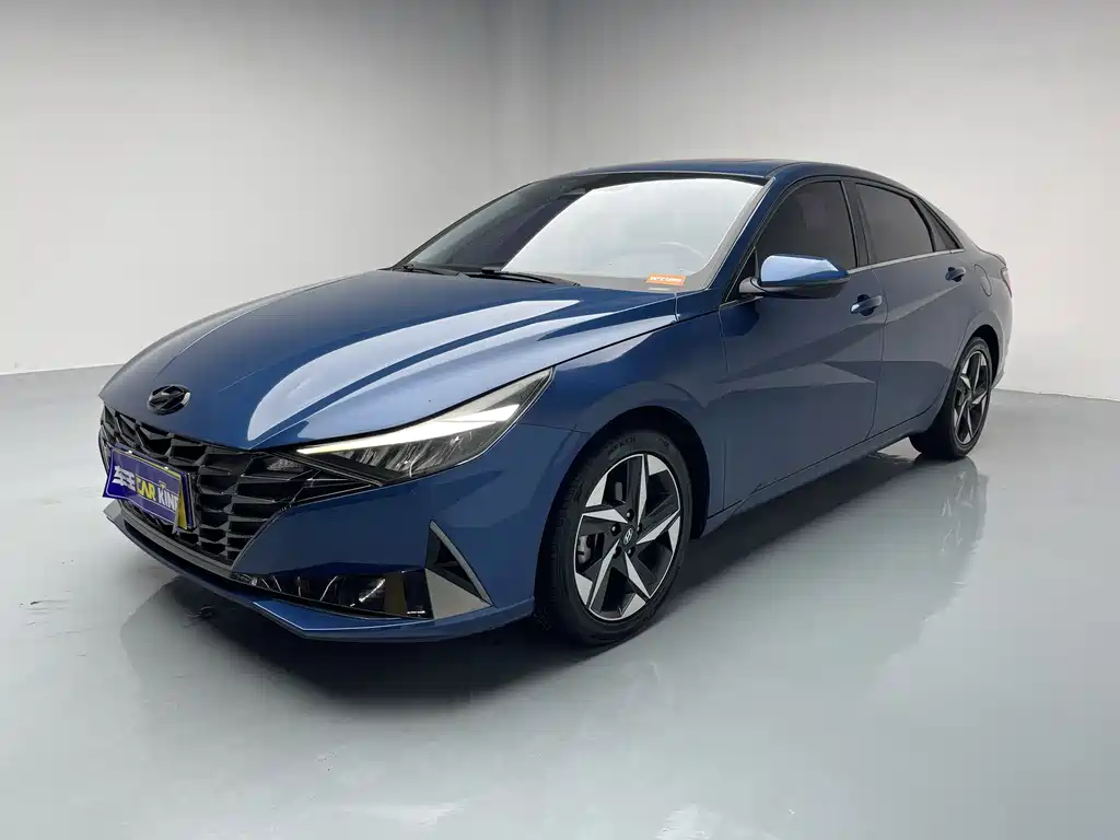 Hyundai Elantra 2021 1.5L CVT LUX Premium Edition 2021