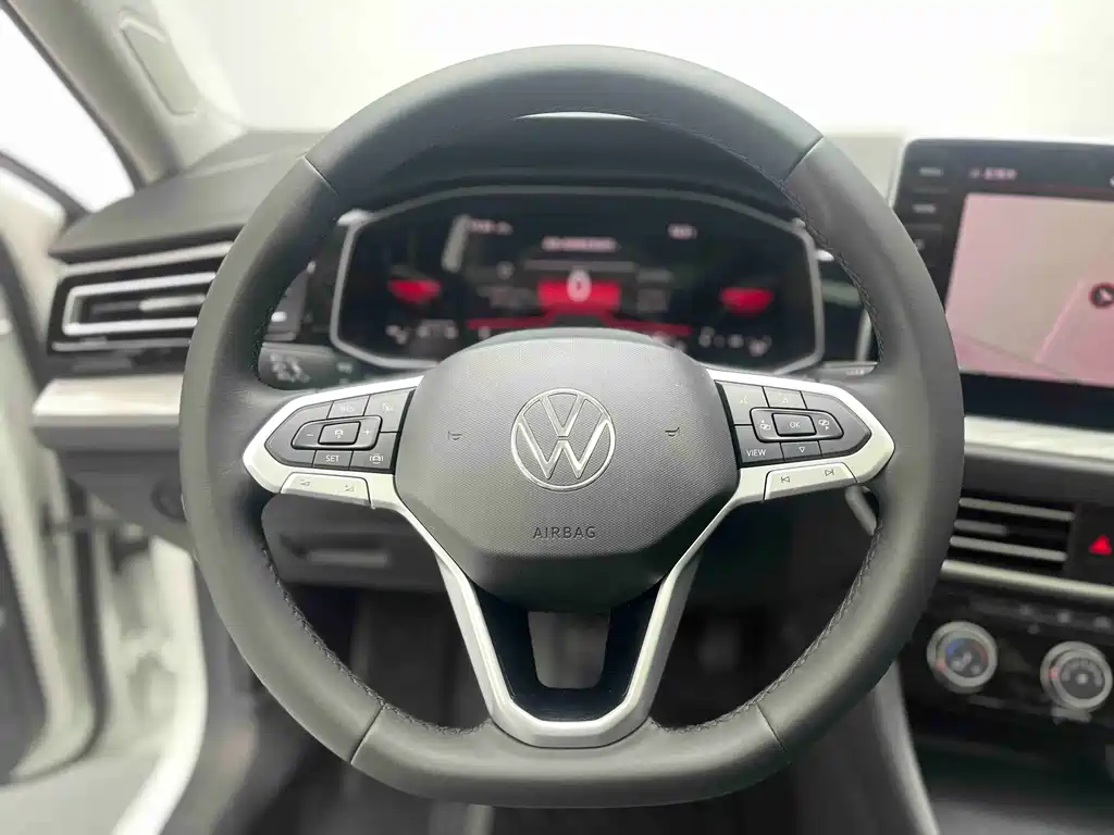 Volkswagen Volkswagen Sagitar 2025 Model Year Facelift 2 300TSI DSG Comfortline 2025 - thumbnail 5