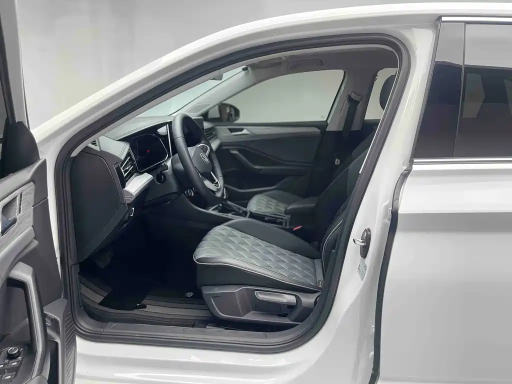 Volkswagen Volkswagen Sagitar 2025 Model Year Facelift 2 300TSI DSG Comfortline 2025 - thumbnail 11
