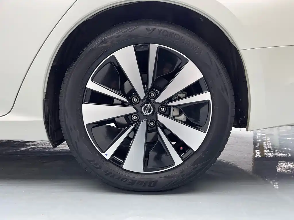 Nissan Nissan Teana 2021 2.0L XL Upper AD1 Intelligent Navigation Edition 2021 - thumbnail 16