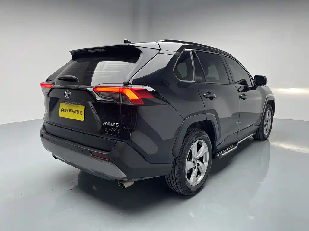 Toyota RAV4 2021 2.0L CVT 2WD Fashion Edition 2022 - thumbnail 19