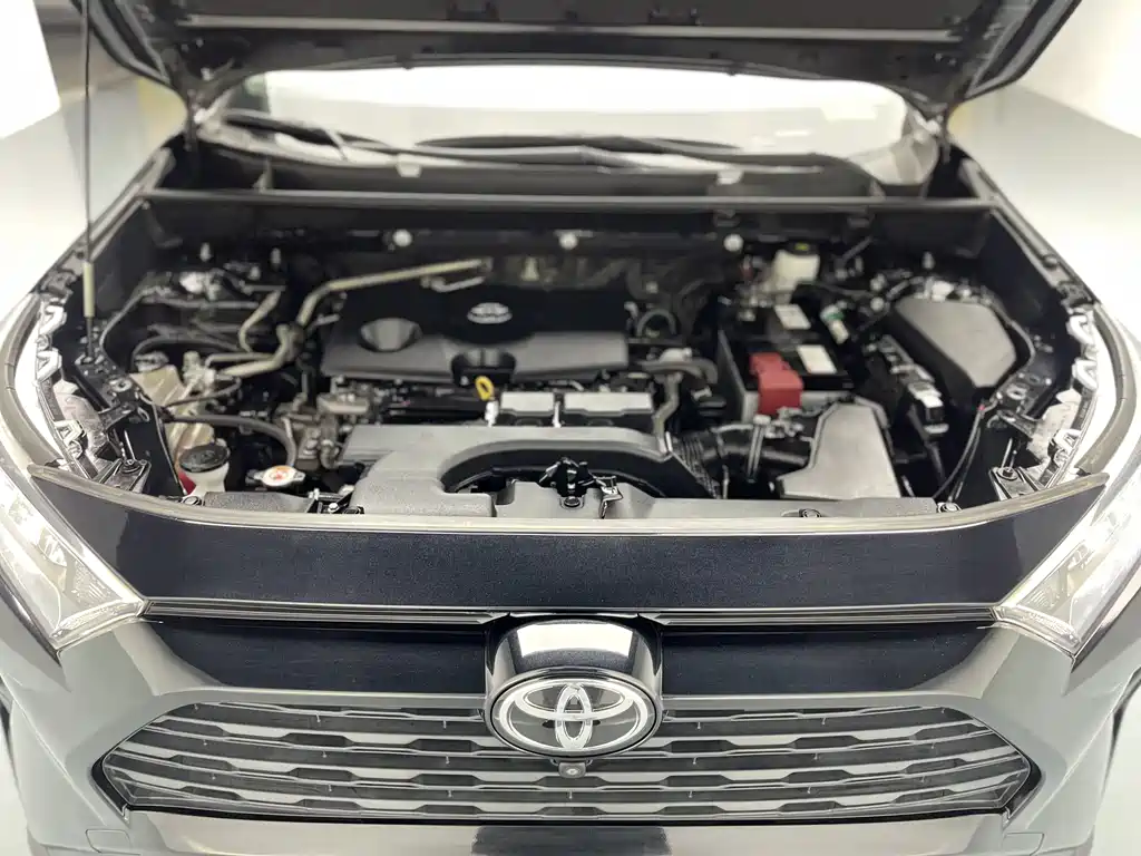 Toyota RAV4 2021 2.0L CVT 2WD Fashion Edition 2022 - thumbnail 30