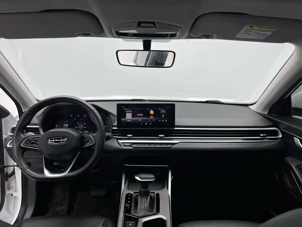 Geely Auto Geely Emgrand 2022 Model Year 4th Generation 1.5L CVT Premium Version 2022 - thumbnail 2