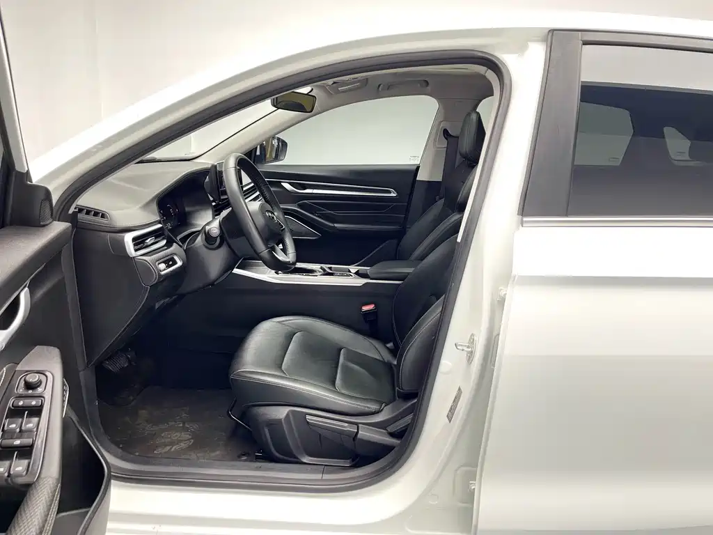 Geely Auto Geely Emgrand 2022 Model Year 4th Generation 1.5L CVT Premium Version 2022 - thumbnail 4