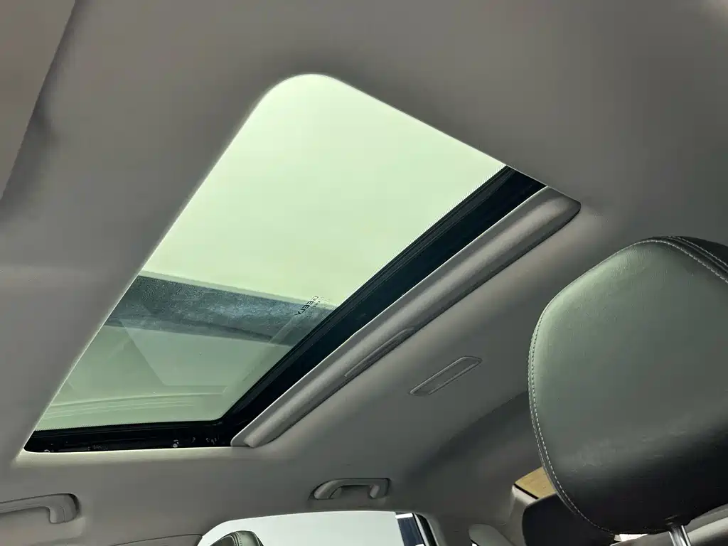 Geely Auto Geely Emgrand 2022 Model Year 4th Generation 1.5L CVT Premium Version 2022 - thumbnail 8