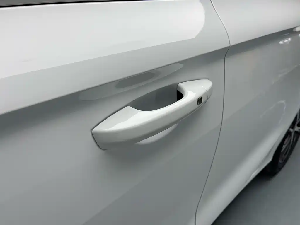 Geely Auto Geely Emgrand 2022 Model Year 4th Generation 1.5L CVT Premium Version 2022 - thumbnail 15