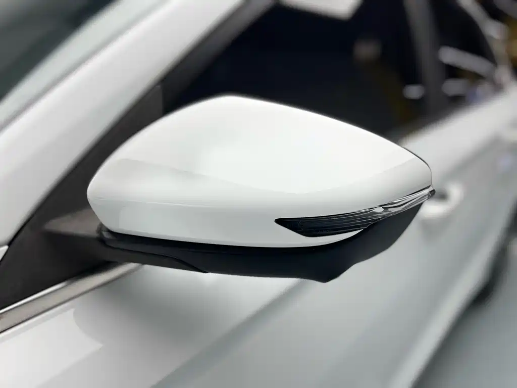 Geely Auto Geely Emgrand 2022 Model Year 4th Generation 1.5L CVT Premium Version 2022 - thumbnail 16