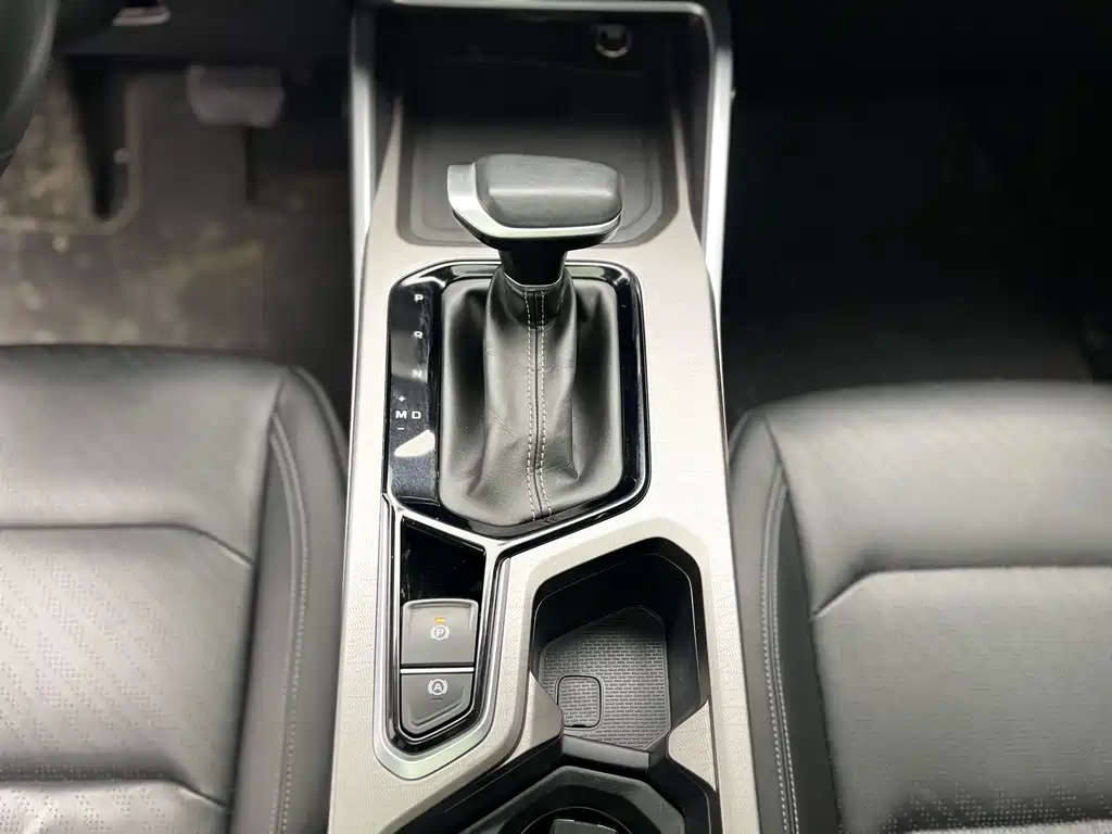 Geely Auto Geely Emgrand 2022 Model Year 4th Generation 1.5L CVT Premium Version 2022 - thumbnail 24