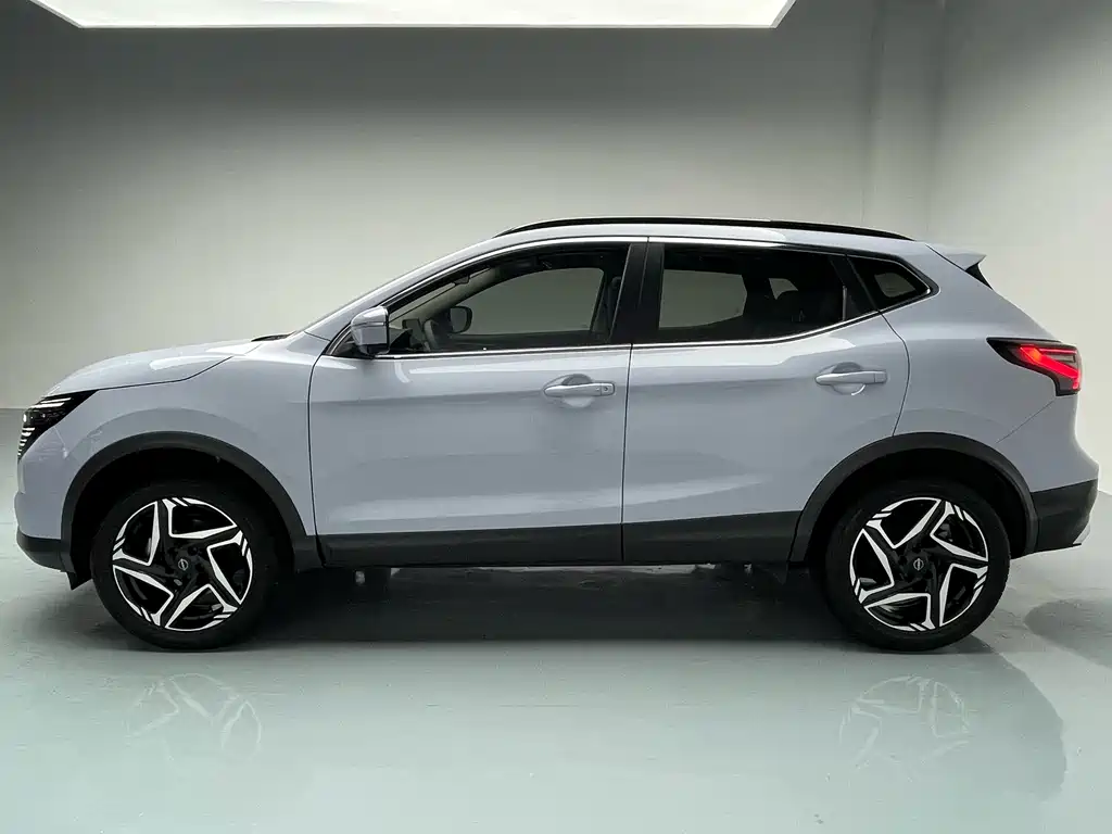 Nissan Nissan Qashqai 2025 Honor 2.0L CVT XV+ Premium Edition 2025 - thumbnail 2