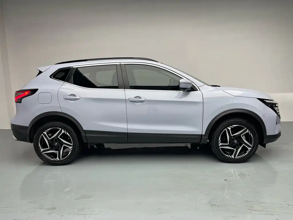 Nissan Nissan Qashqai 2025 Honor 2.0L CVT XV+ Premium Edition 2025 - thumbnail 3
