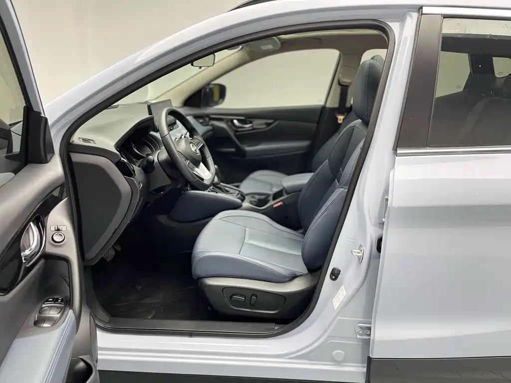 Nissan Nissan Qashqai 2025 Honor 2.0L CVT XV+ Premium Edition 2025 - thumbnail 12