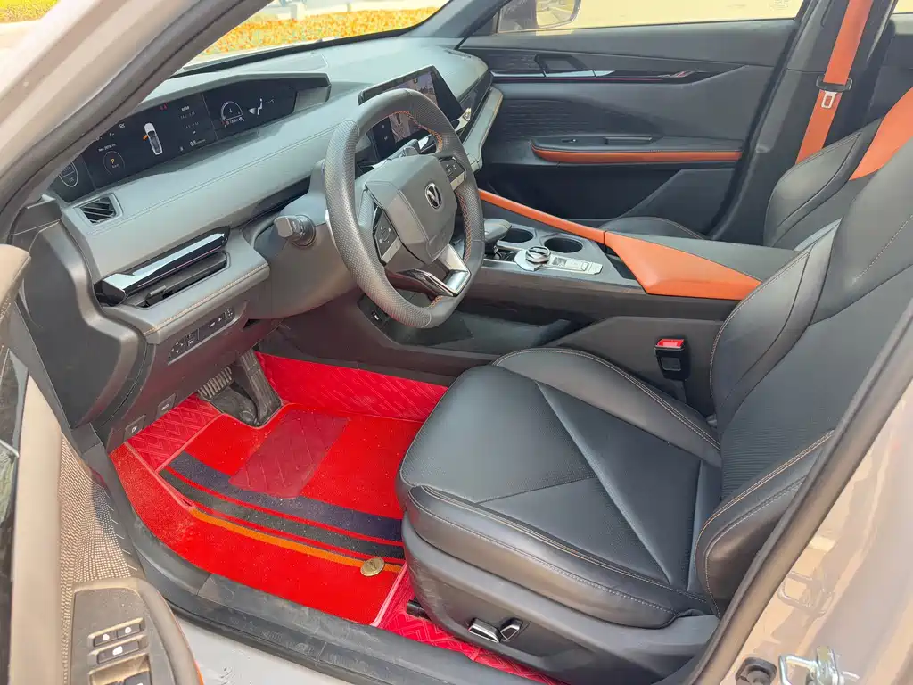 Changan Changan UNI-V 2022 1.5T Excellence Edition 2022 - thumbnail 9