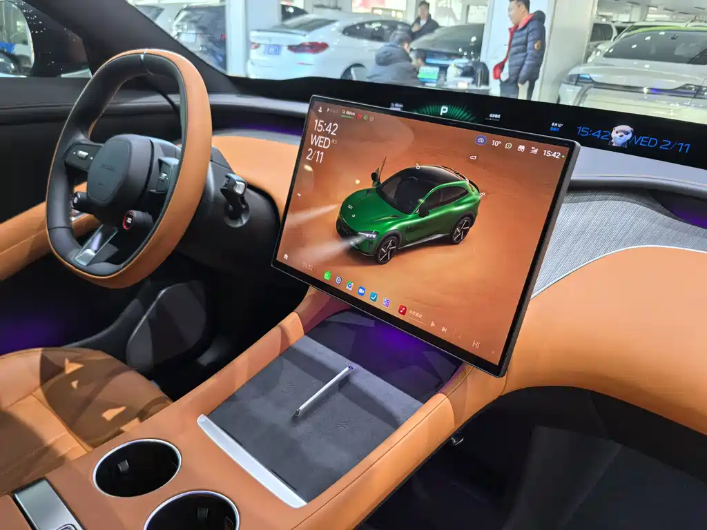 Xiaomi Automobile Xiaomi YU7 2025 Long Range Rear-Wheel Drive Version 2025 - thumbnail 6