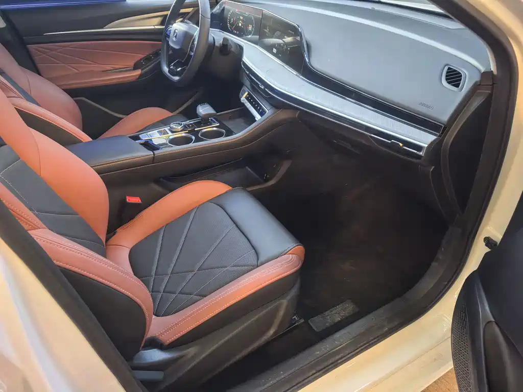 Changan YiDong 2020 PLUS Blue Whale NE 1.4T GDI DCT Flagship Model 2020 - thumbnail 9
