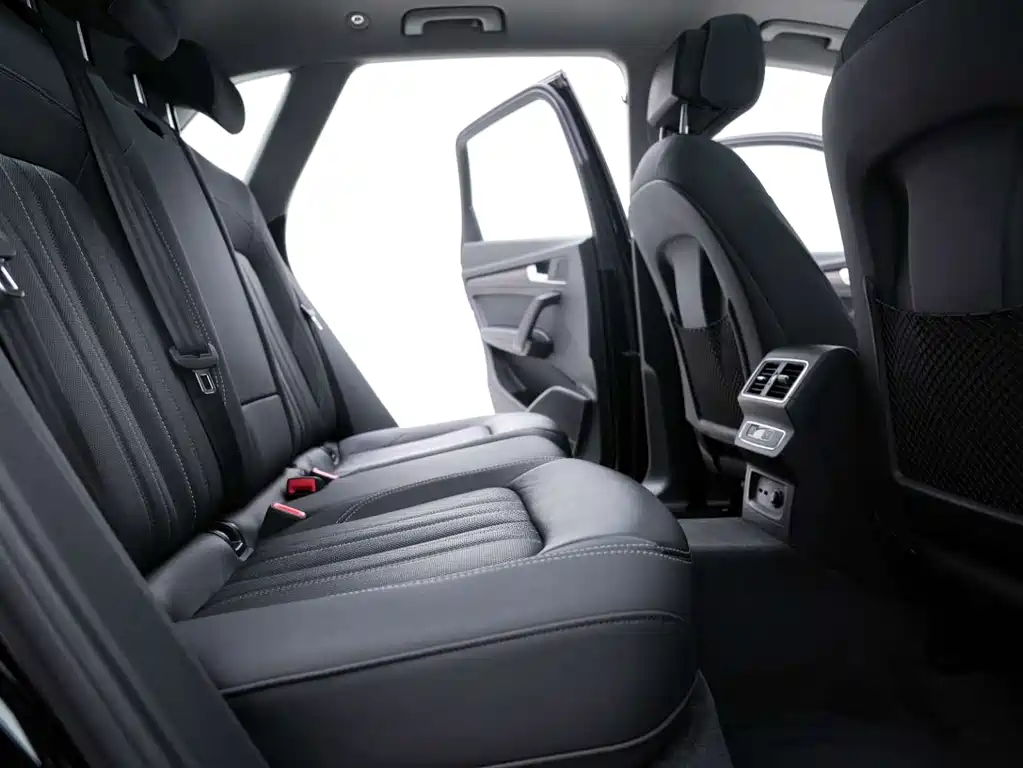 Audi Audi Q5L 2022 Facelift 40T Luxury Elegant Model 2023 - thumbnail 24