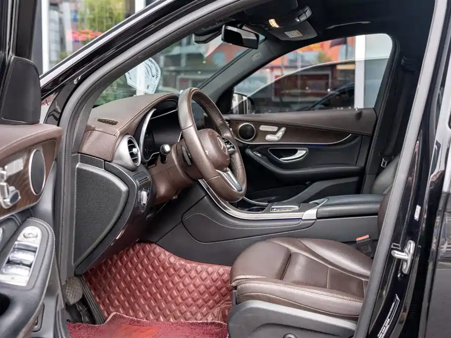 Mercedes-Benz Mercedes-Benz GLC 2020 GLC 260 L 4MATIC Luxury Edition 2020 - thumbnail 19