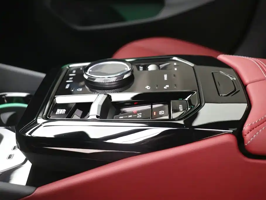 BMW BMW 5 Series 2025 530Li Leading Model M Sport Package 2025 - thumbnail 15
