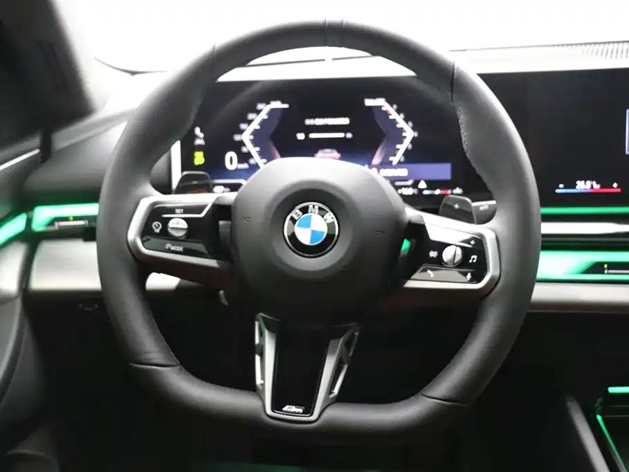 BMW BMW 5 Series 2025 530Li Leading Model M Sport Package 2025 - thumbnail 18