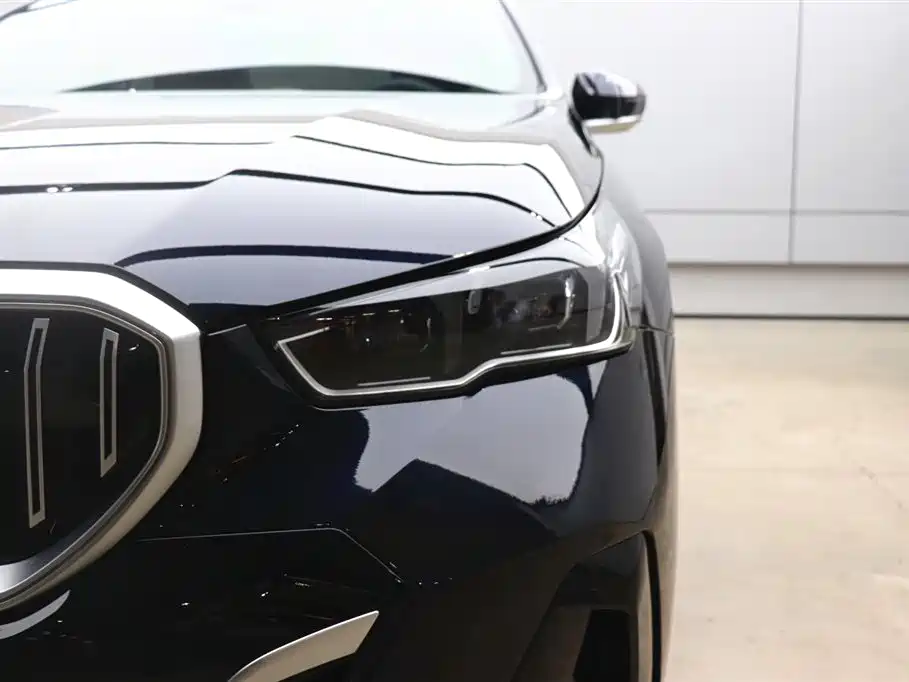 BMW BMW 5 Series 2025 530Li Leading Model M Sport Package 2025 - thumbnail 23