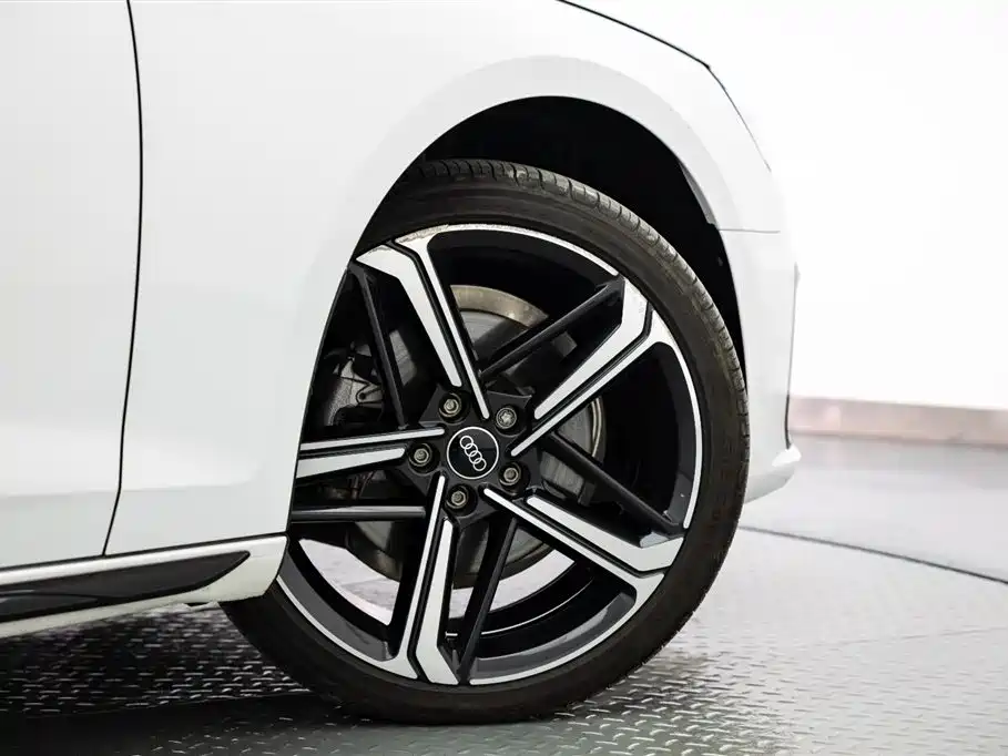 Audi Audi A4L 2024 40 TFSI Premium Dynamic Edition 2024 - thumbnail 19