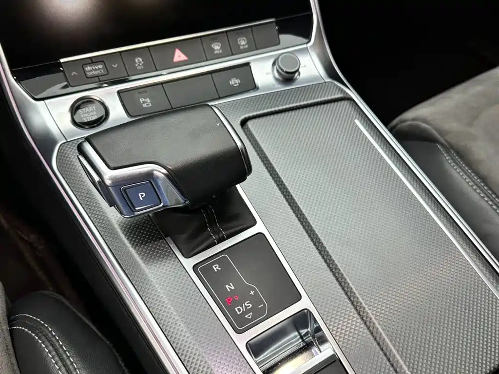 Audi Audi A6L 2022 45 TFSI quattro Premium Dynamic Edition 2022 - thumbnail 15