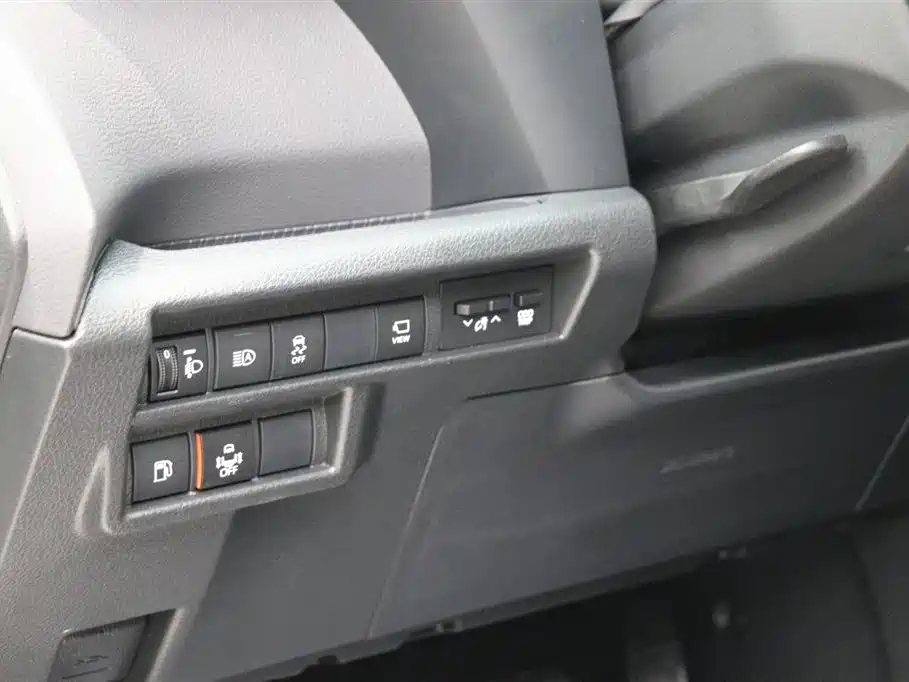 Toyota Toyota Sienna 2024 2.5L Hybrid AWD Limited Premium Edition 2025 - thumbnail 14