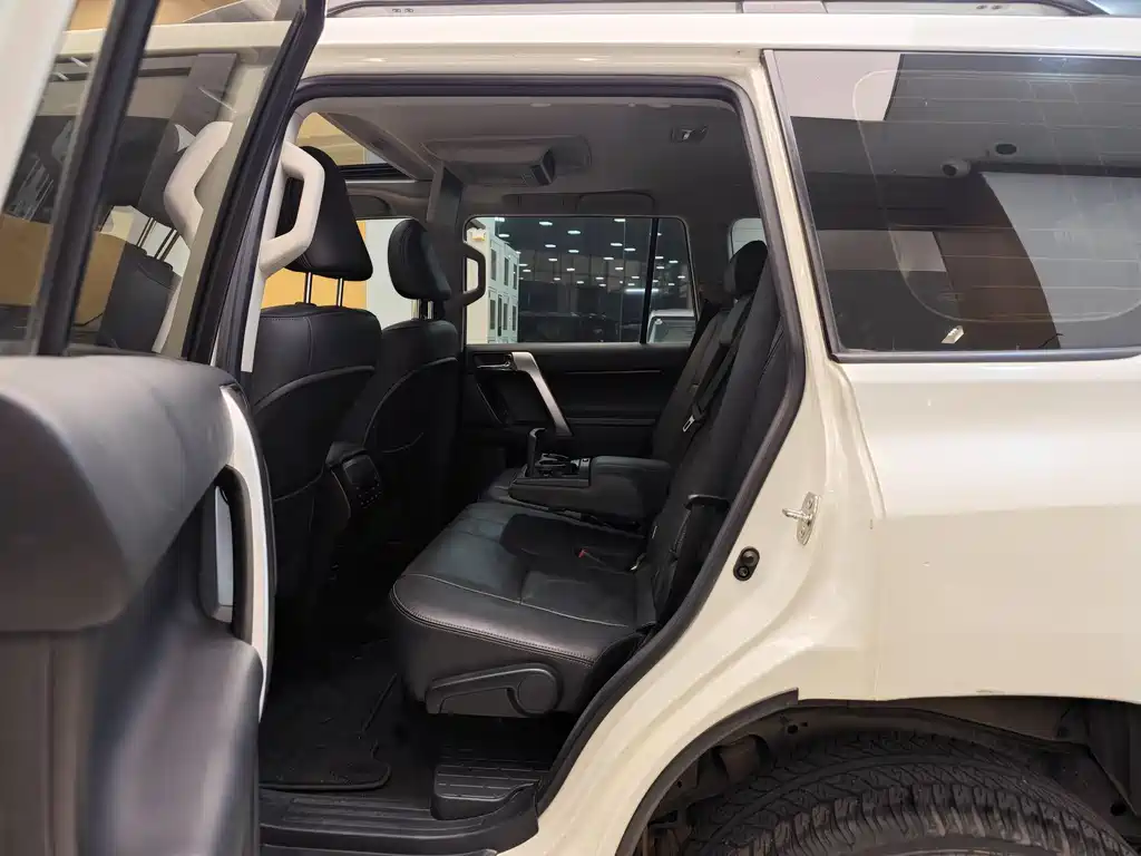 Toyota Toyota Prado 2016 3.5L Automatic TX-L NAVI 2017 - thumbnail 22