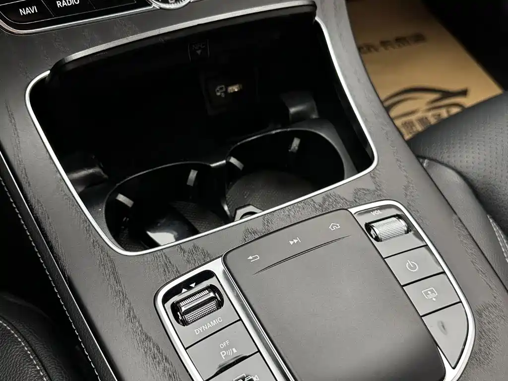 Mercedes-Benz Mercedes-Benz E-Class 2020 Model Year Facelift E 300 L Sport Exclusive Edition 2020 - thumbnail 16