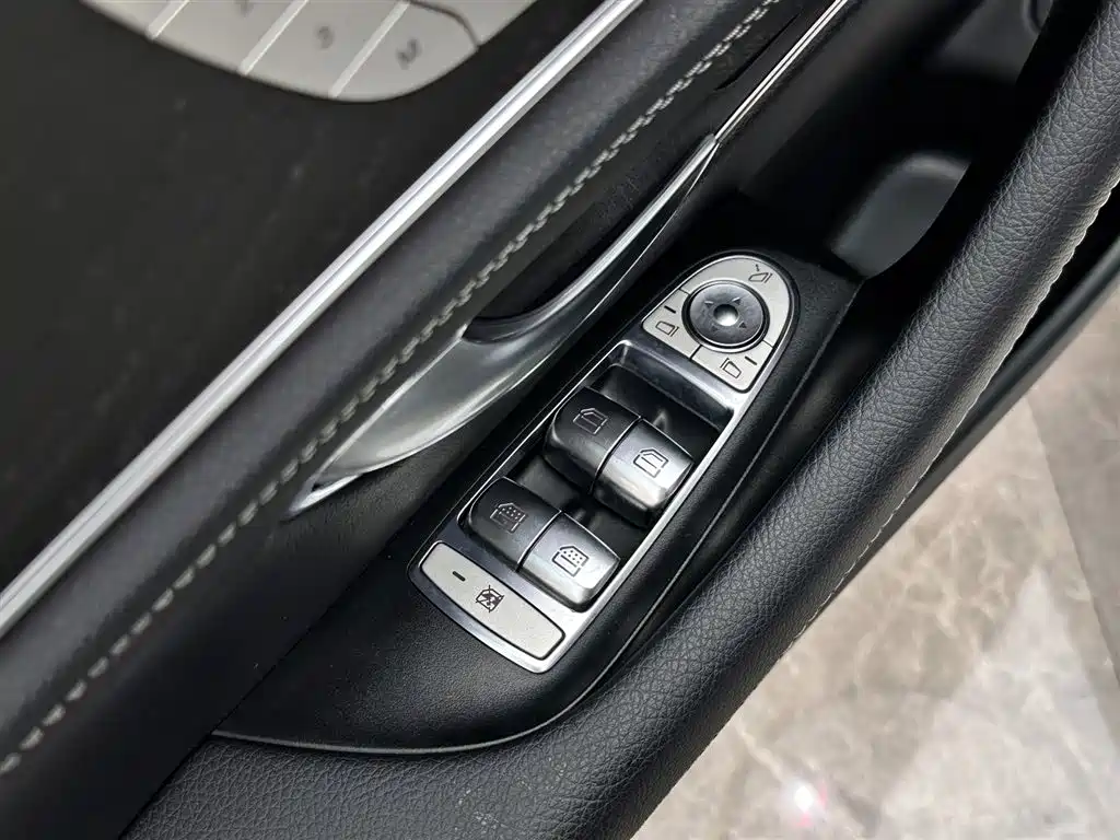 Mercedes-Benz Mercedes-Benz E-Class 2020 Model Year Facelift E 300 L Sport Exclusive Edition 2020 - thumbnail 18