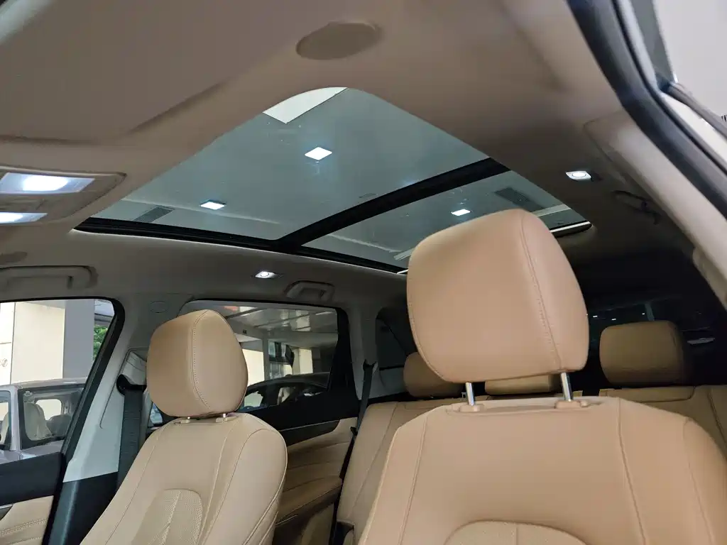 Landian Lantian E5 2023 1.5L DE-i 100KM Premium 7-seater 2024 - thumbnail 12