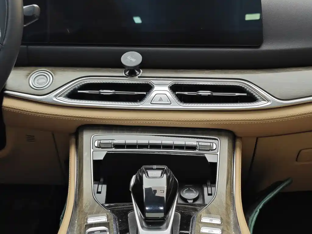 Landian Lantian E5 2023 1.5L DE-i 100KM Premium 7-seater 2024 - thumbnail 18