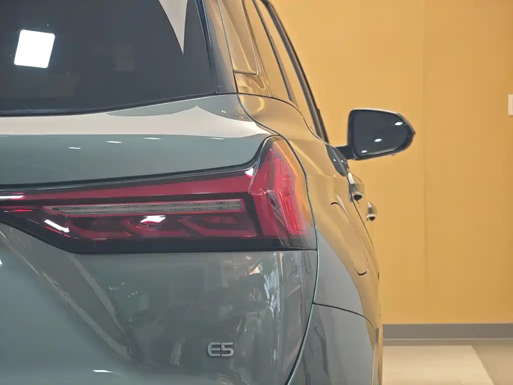 Landian Lantian E5 2023 1.5L DE-i 100KM Premium 7-seater 2024 - thumbnail 26