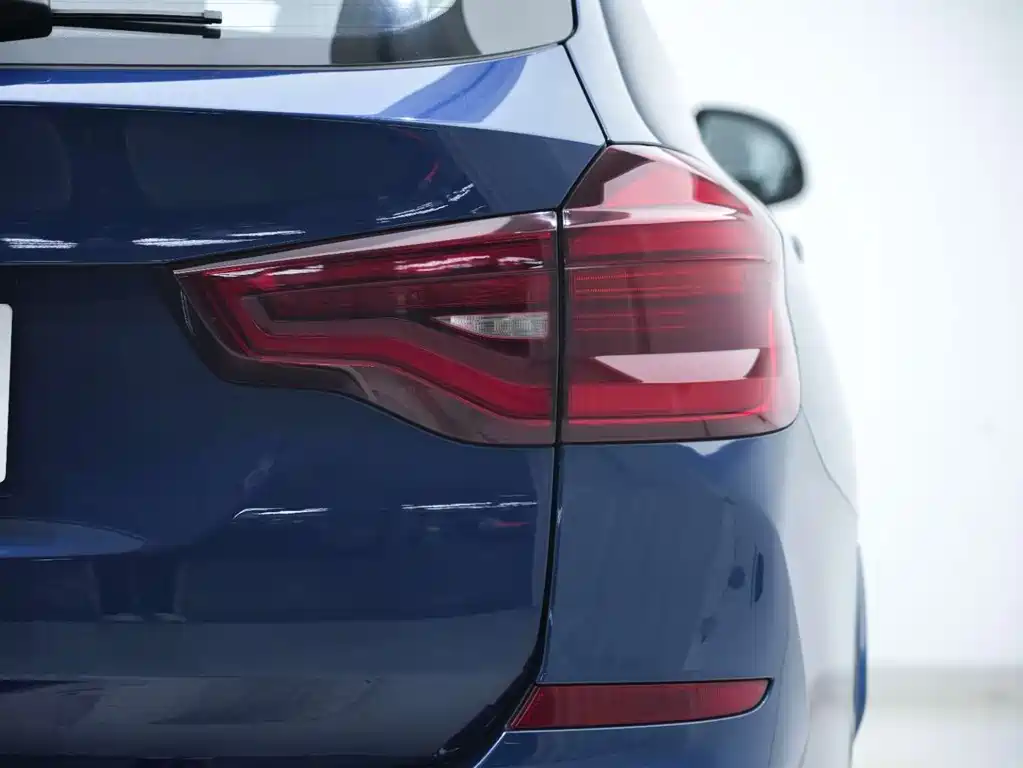 BMW BMW X3 2021 xDrive25i M Sport Package 2021 - thumbnail 11