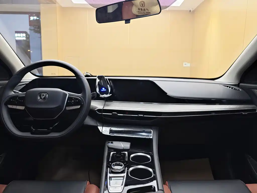 Changan Yi Dong 2023 Plus Blue Whale NE 1.4T GDI DCT Premium Edition 2024 - thumbnail 19