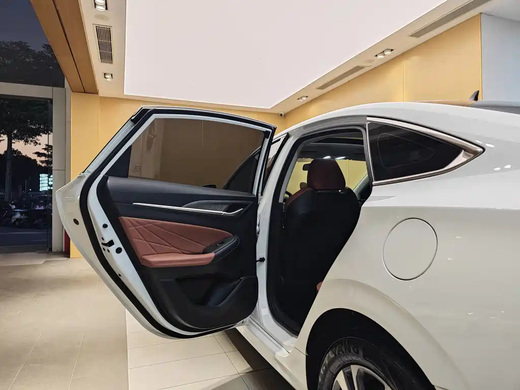 Changan Yi Dong 2023 Plus Blue Whale NE 1.4T GDI DCT Premium Edition 2024 - thumbnail 20
