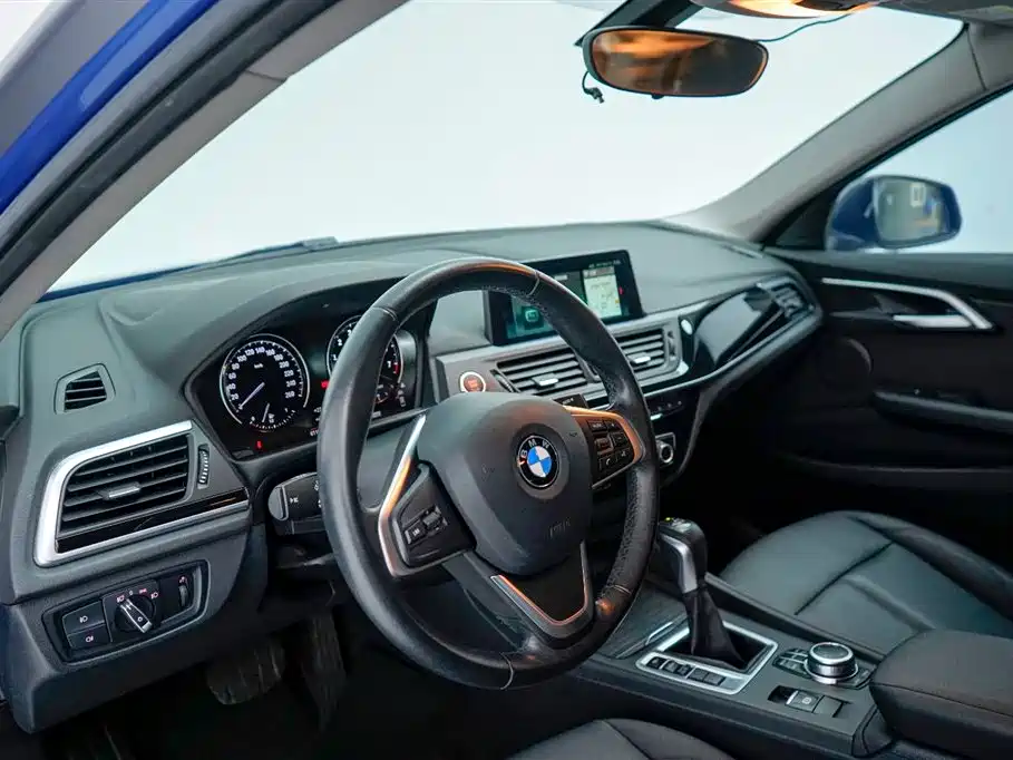 BMW BMW 1 Series 2019 118i Fashion Edition 2019 - thumbnail 14