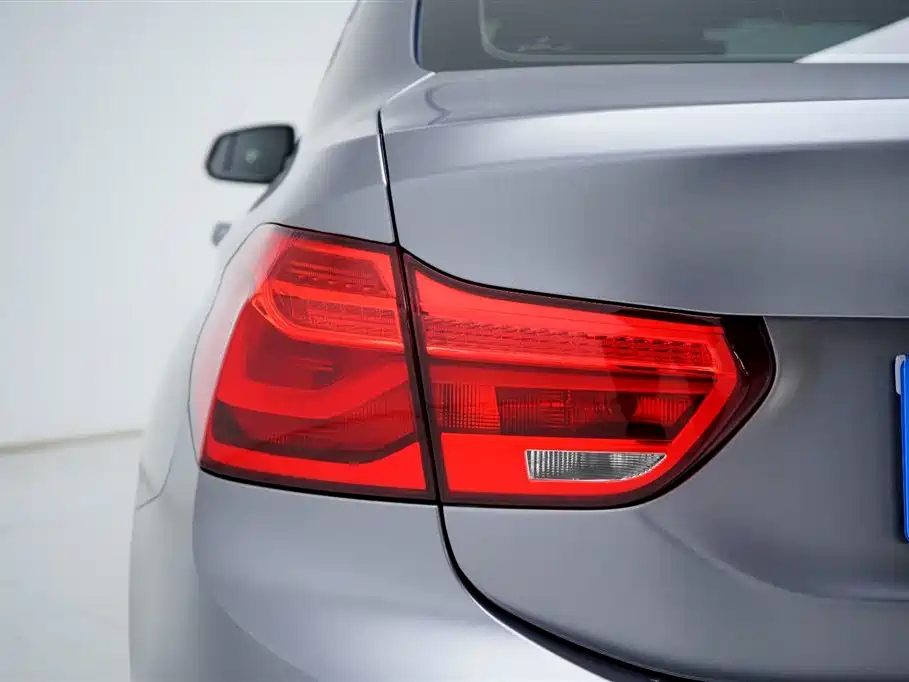 BMW BMW 1 Series 2019 118i Fashion Edition 2019 - thumbnail 15