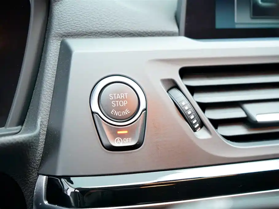 BMW BMW 1 Series 2019 118i Fashion Edition 2019 - thumbnail 26