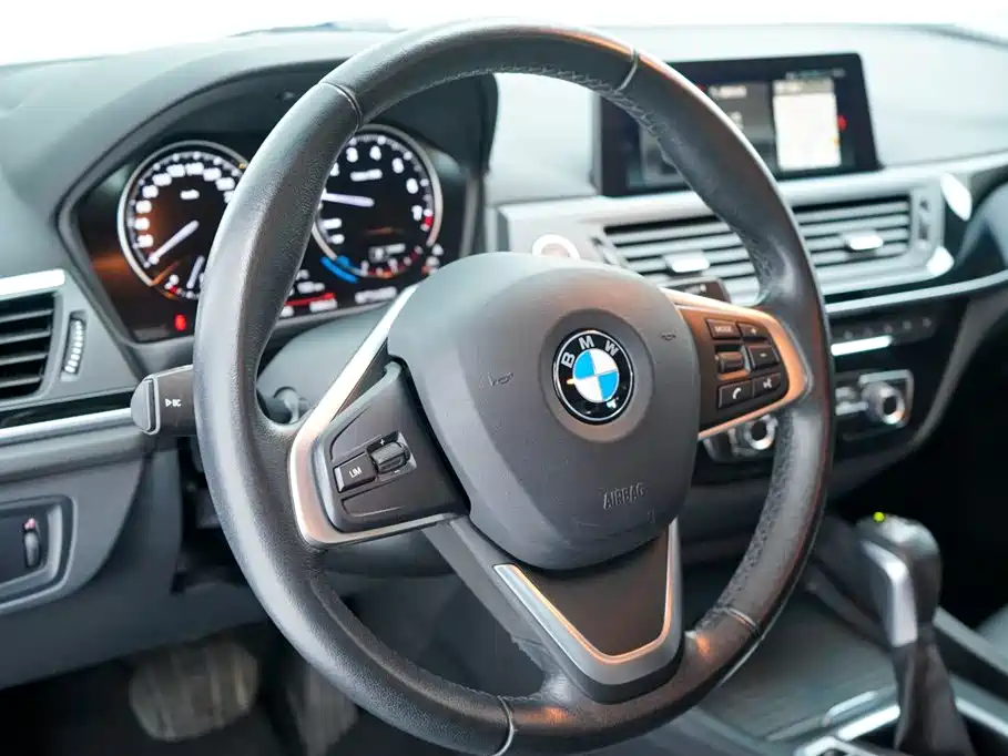 BMW BMW 1 Series 2019 118i Fashion Edition 2019 - thumbnail 27